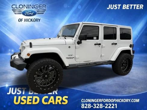 Used 2016 Jeep Wrangler Unlimited Sahara w/ Connectivity Group AWD/4WD image 1