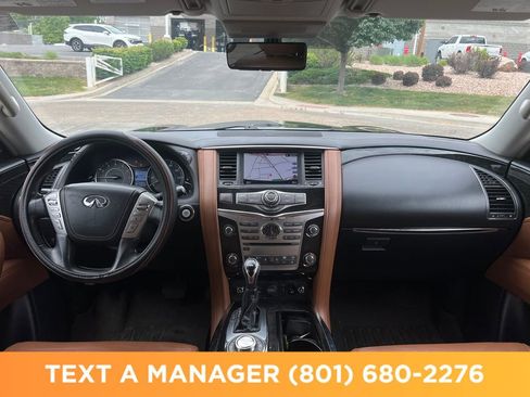Used 2018 INFINITI QX80 4WD w/ Deluxe Technology Package image 18