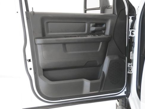 New 2026 RAM 3500 Tradesman AWD/4WD image 12
