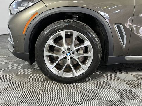 Used 2023 BMW X5 xDrive40i w/ Premium Package AWD/4WD image 10