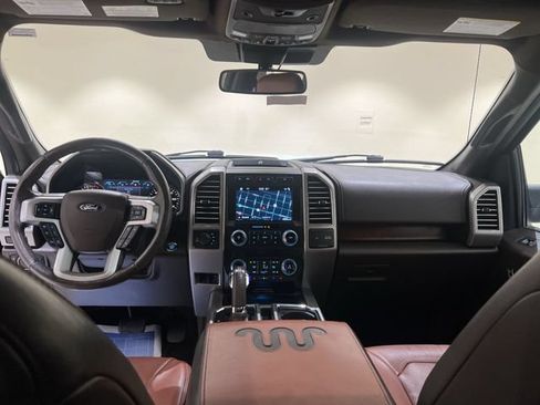 Used 2019 Ford F150 King Ranch w/ Equipment Group 601A Luxury AWD/4WD image 20