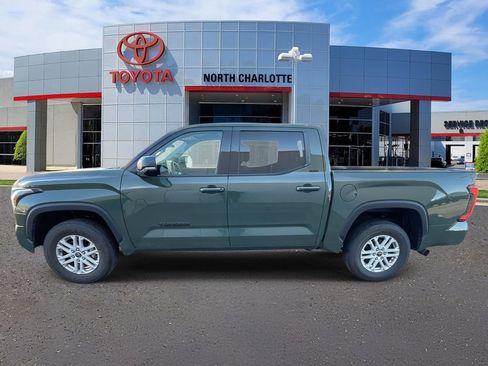 Used 2023 Toyota Tundra SR5 w/ SR5 Premium Package image 7