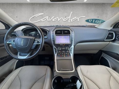 Used 2019 Lincoln Nautilus Reserve FWD image 20
