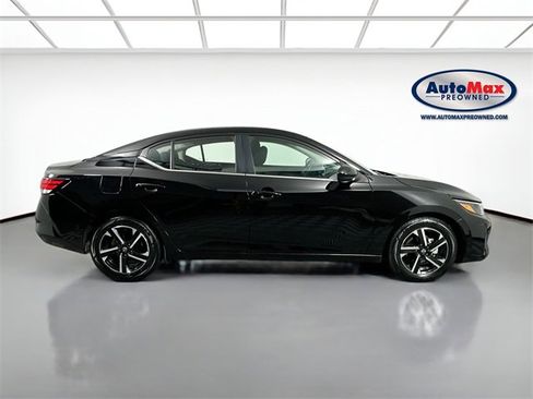 Used 2024 Nissan Sentra SV image 10
