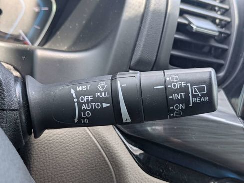 Used 2022 Honda Odyssey Elite image 31