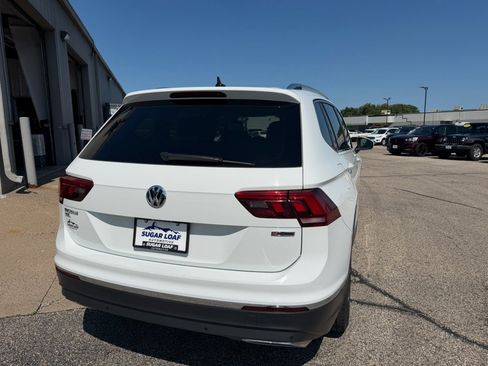 Used 2020 Volkswagen Tiguan SEL AWD/4WD image 5