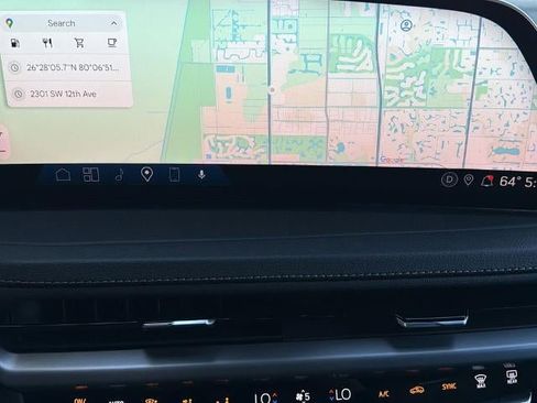 Used 2025 Cadillac XT4 Premium Luxury FWD image 29