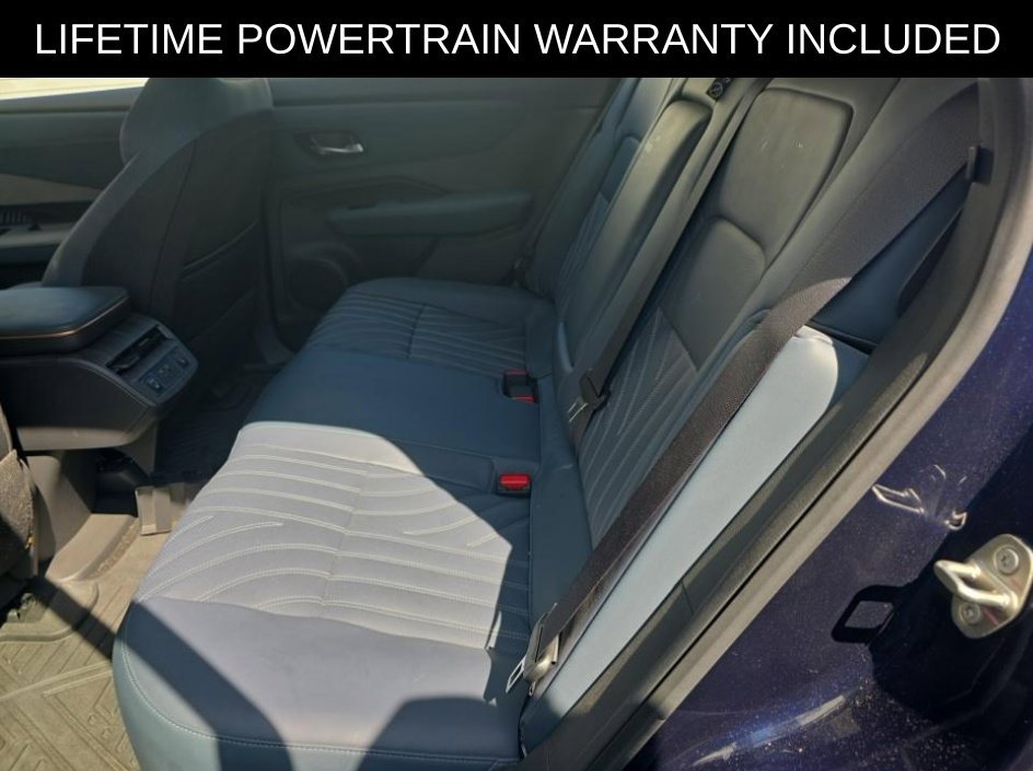 Used 2024 Nissan Ariya AWD image 7