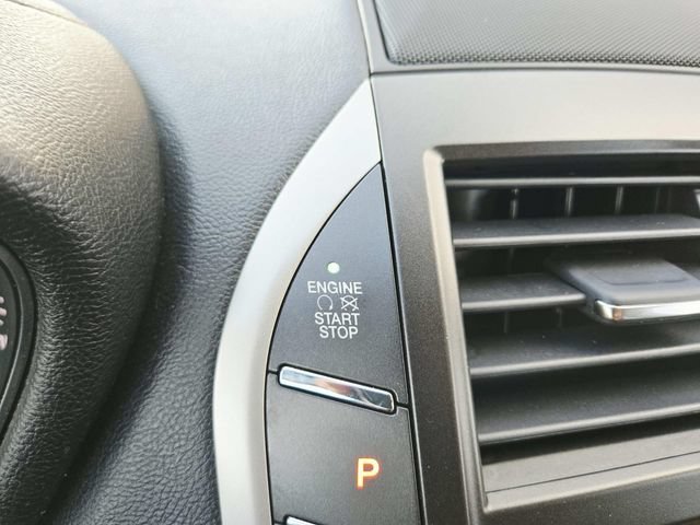 Used 2018 Lincoln MKC Reserve FWD image 28