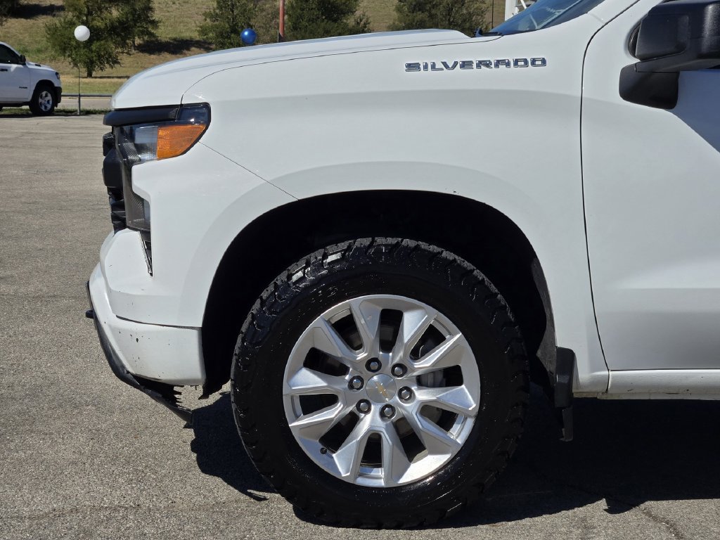 Used 2024 Chevrolet Silverado 1500 Custom AWD/4WD image 8