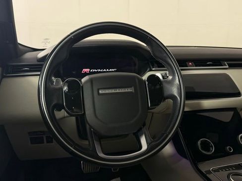 Used 2019 Land Rover Range Rover Velar R-Dynamic SE AWD/4WD image 20