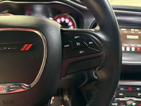 Used 2019 Dodge Challenger SXT AWD/4WD image 11