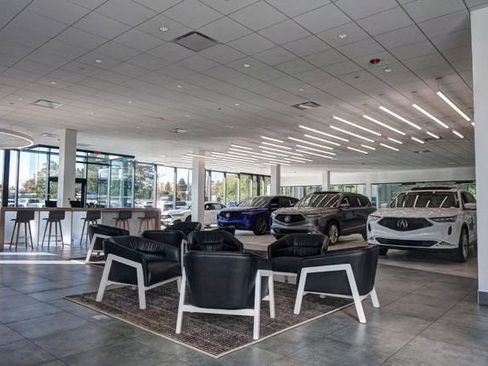 Certified 2024 Acura RDX w/ Technology Package image 7