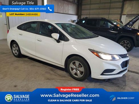 Used 2017 Chevrolet Cruze LS FWD image 5