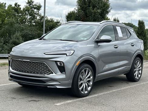 Used 2026 Buick Encore GX Avenir w/ Avenir Convenience Package AWD/4WD image 1