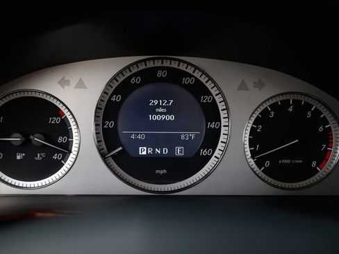 Used 2012 Mercedes-Benz GLK 350 2WD image 31