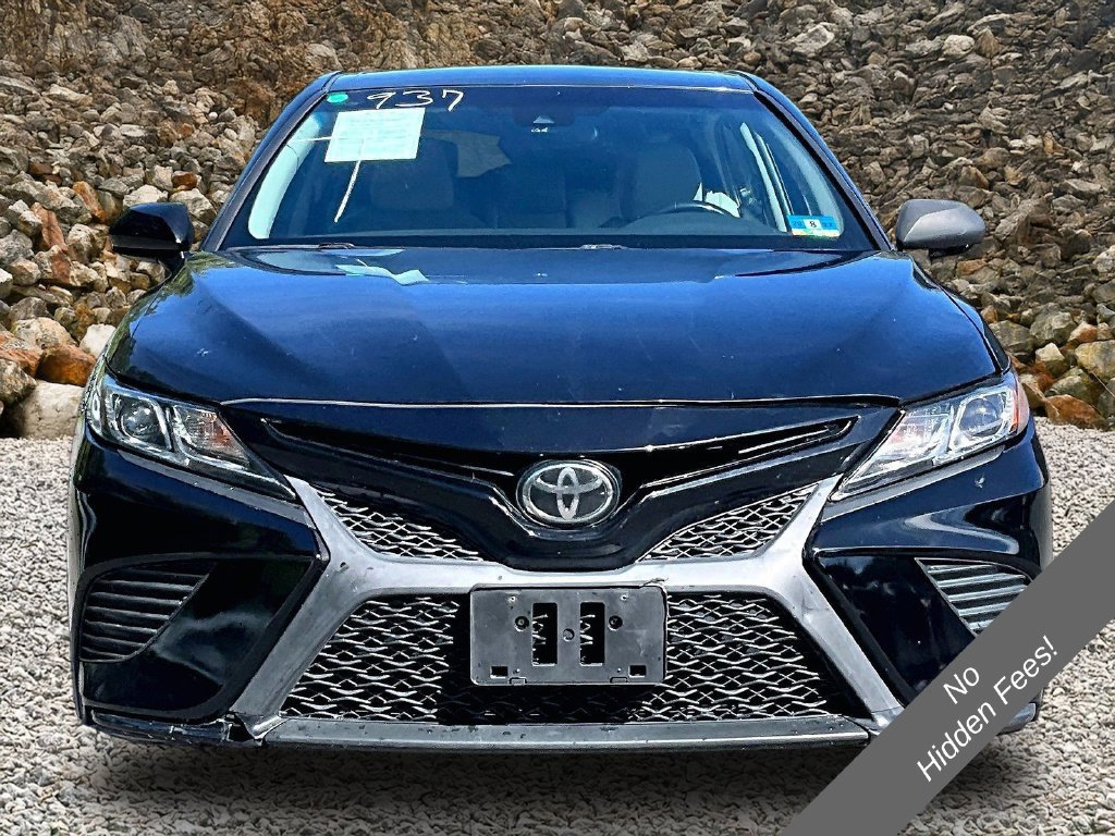 Used 2018 Toyota Camry SE w/ Protection Package (Q2) FWD image 3