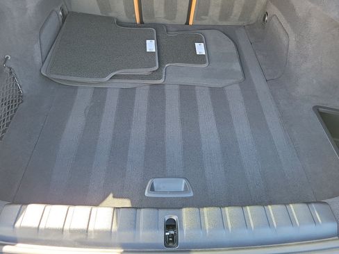 Used 2025 BMW i4 eDrive40 w/ Parking Assistance Package RWD image 9