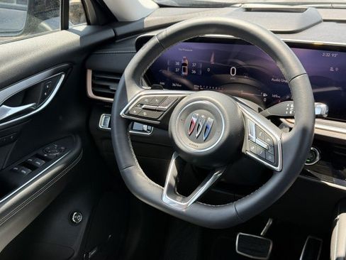 Used 2025 Buick Envision Sport Touring AWD/4WD image 32