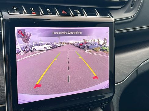 Certified 2022 Jeep Grand Cherokee Limited image 16