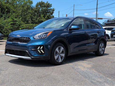 Used 2020 Kia Niro LX FWD image 1