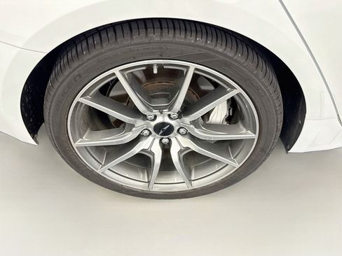 Used 2025 Genesis G70 2.5T RWD image 11