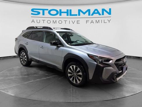 Used 2025 Subaru Outback Limited XT AWD/4WD image 11