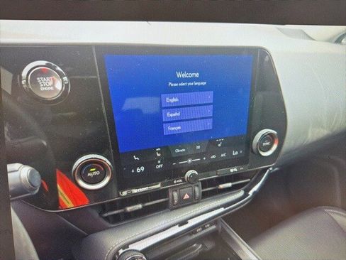 Used 2024 Lexus NX 250 FWD w/ Towing Package (2000 Lbs) image 9