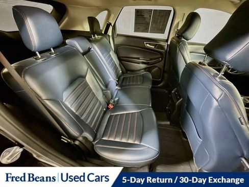 Used 2022 Ford Edge SEL w/ Sport Appearance Package AWD/4WD image 33
