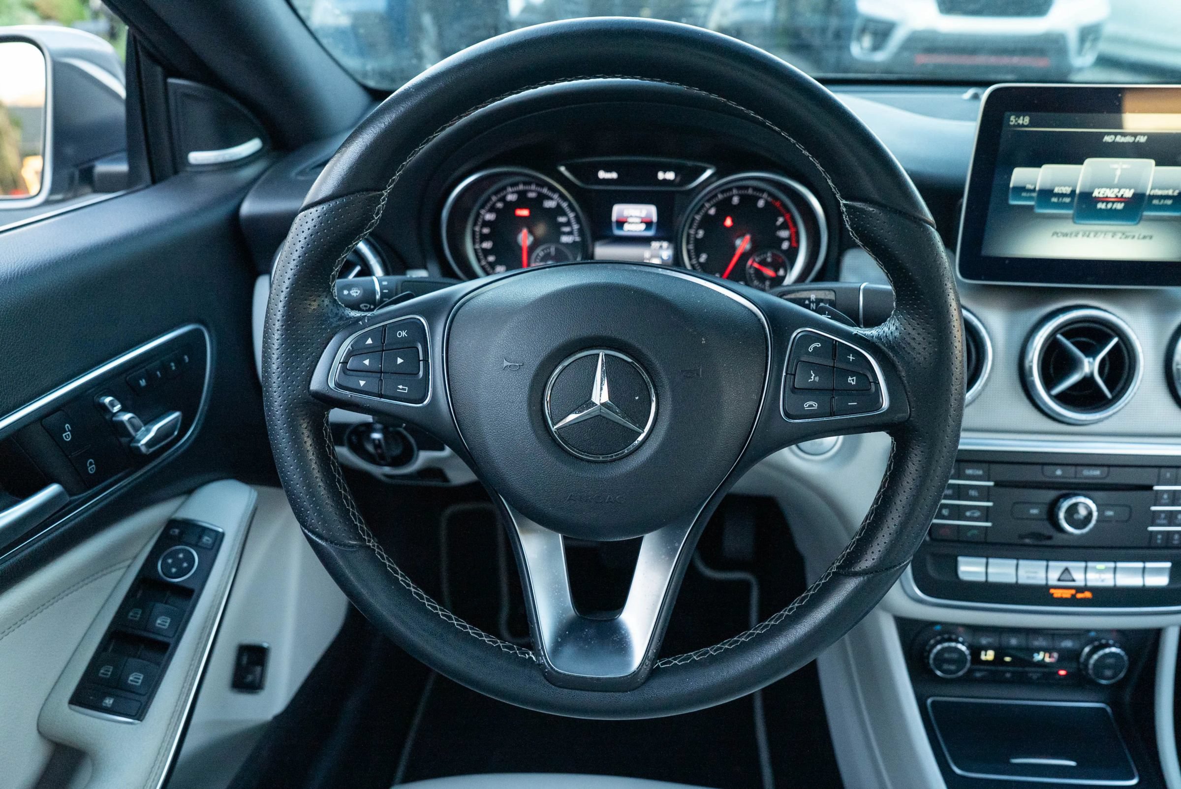Used 2018 Mercedes-Benz CLA 250 4MATIC image 13