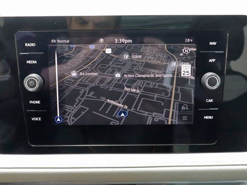 Used 2025 Volkswagen Taos SEL w/ Black Wheel Plus Package image 10