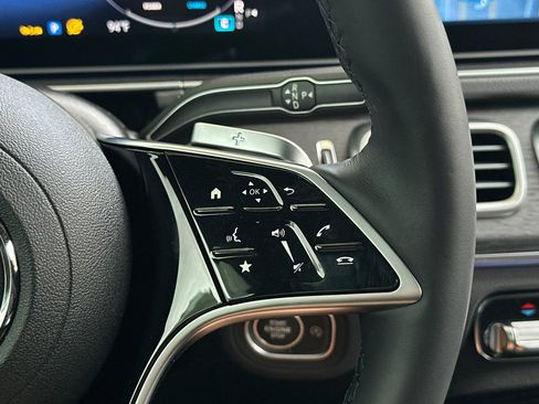 New 2025 Mercedes-Benz GLS 450 4MATIC image 26