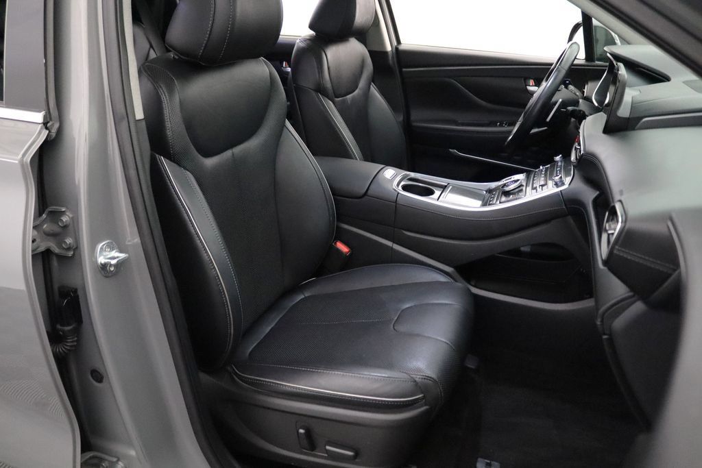 Used 2022 Hyundai Santa Fe Limited AWD/4WD image 16