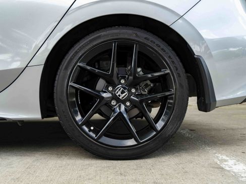 Used 2023 Honda Civic Sport image 15
