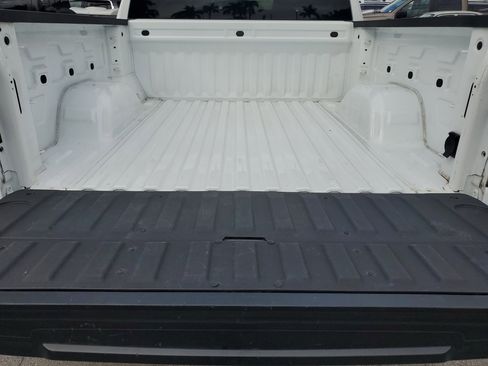 Used 2023 GMC Sierra 1500 Elevation image 30