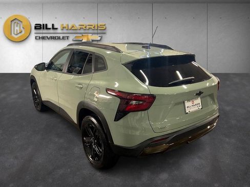 Used 2024 Chevrolet Trax ACTIV w/ Sunroof Package image 12