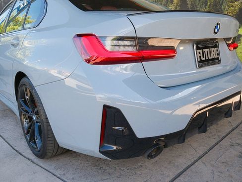 Used 2024 BMW 330i Sedan w/ M Sport Package RWD image 42