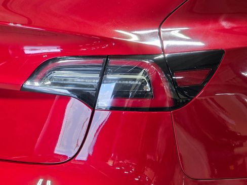 Used 2023 Tesla Model 3 Standard Range RWD image 11