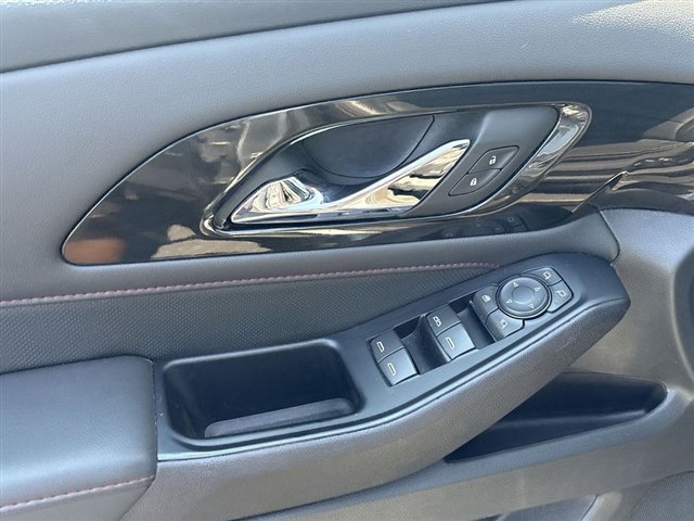 Certified 2023 Chevrolet Traverse RS AWD/4WD image 23
