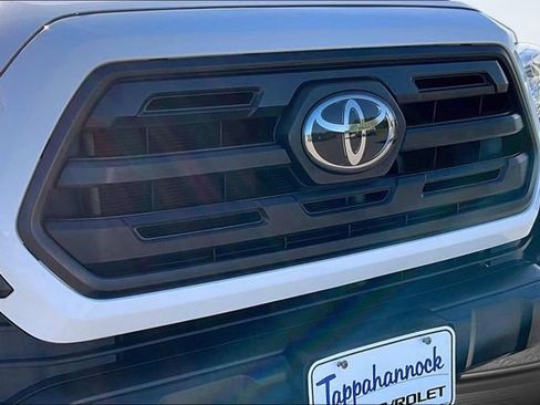 Used 2019 Toyota Tacoma SR AWD/4WD image 27