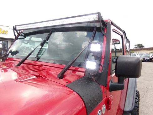 Used 2008 Jeep Wrangler X AWD/4WD image 24
