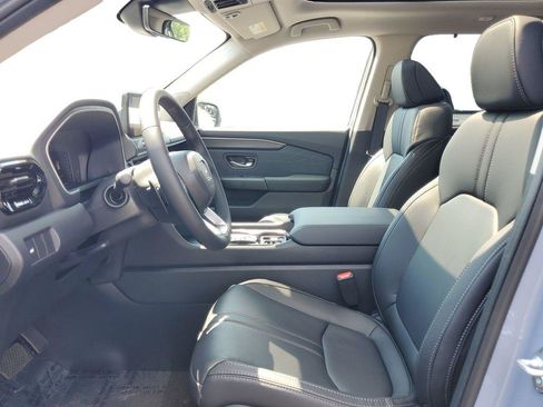 New 2026 Honda Pilot Touring image 11