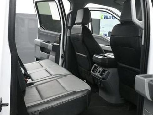 Used 2023 Ford F150 Lariat AWD/4WD image 12