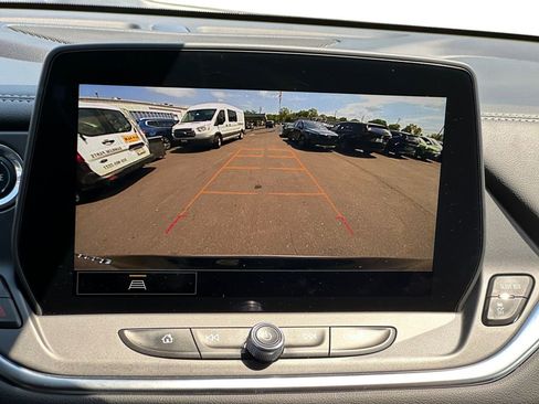 Used 2024 Chevrolet Blazer LT FWD image 15