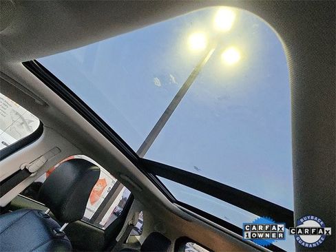 Certified 2022 Ford Edge Titanium image 22