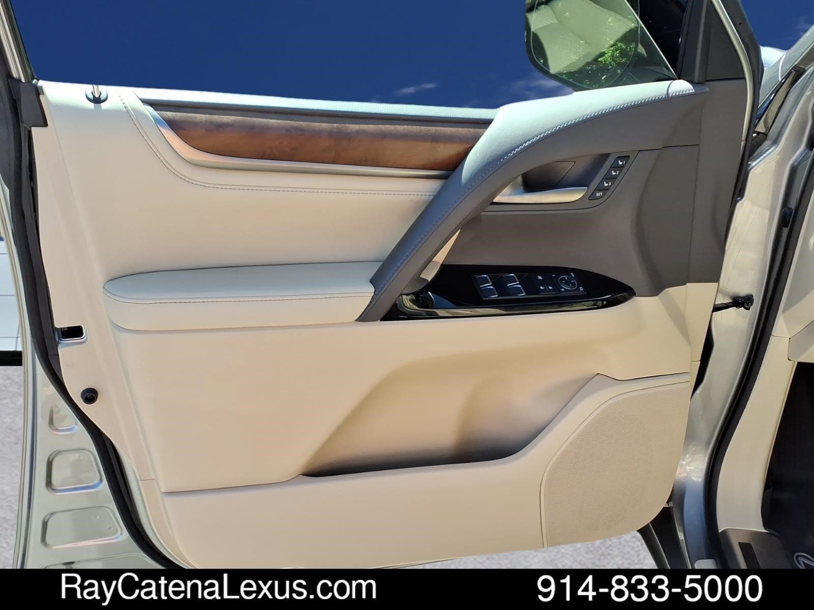 Certified 2021 Lexus LX 570 4WD w/ Luxury Package image 10