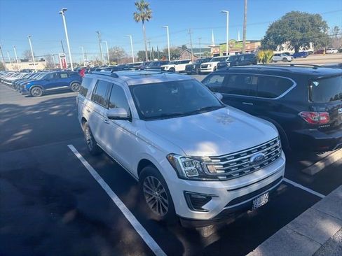 Used 2018 Ford Expedition Limited w/ Equipment Group 301A image 4