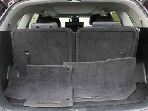 Used 2018 Kia Sorento EX w/ EX Advanced Touring Package image 8