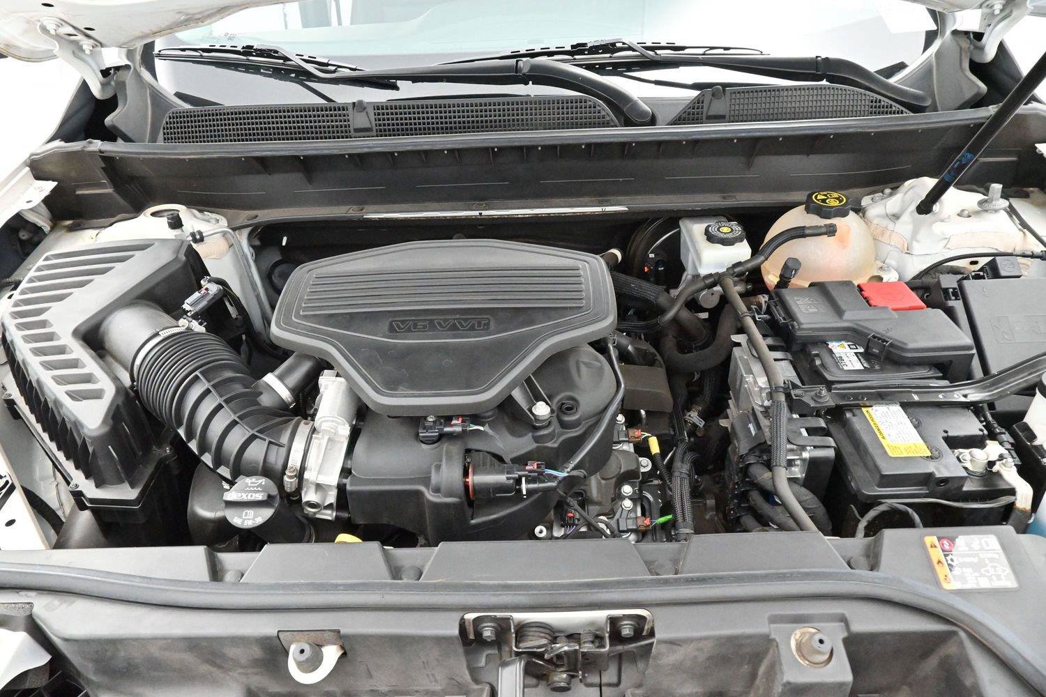 Used 2021 GMC Acadia AT4 w/ LPO, Floor Liner Package AWD/4WD image 45