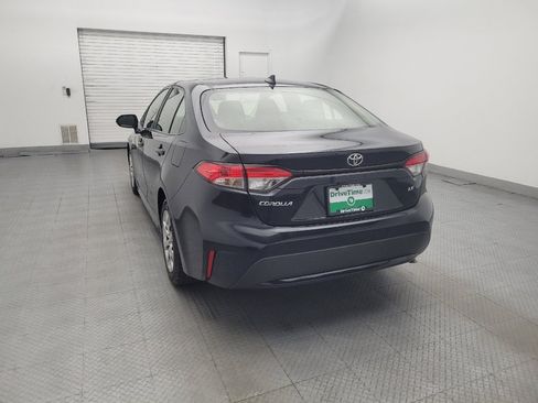 Used 2022 Toyota Corolla LE FWD image 6